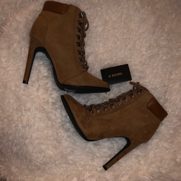 Botties - Picture 1 of 1